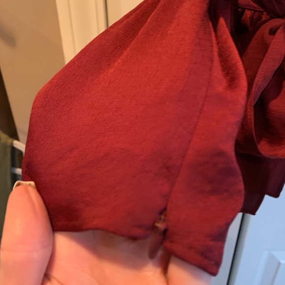 Pretty brick reddish blouse! - Picture 3 of 4